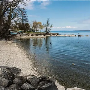 https://entre-lac-et-chevry-ain.hotels-rhonealpes.com