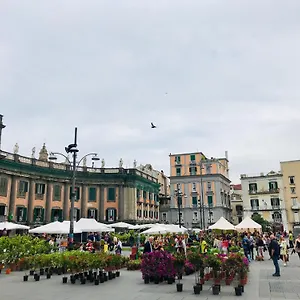 Five Boutique Naples